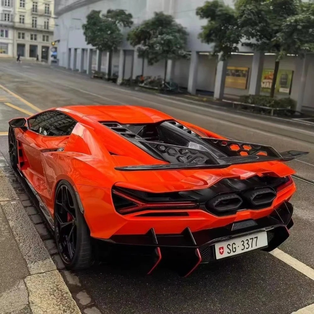 High Quality Whole Sale Price Prepreg Dry Carbon Fiber Duke Engine Cover Body Kits for  Revuelto